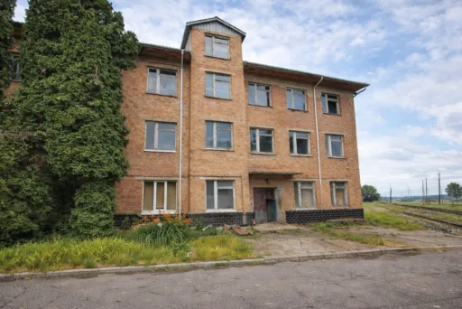 6221. Виробничо-складський комплекс, 9 000 м, Largos