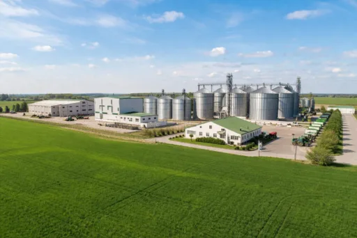 6283. Агропідприємство з фермою та земельним банком 560 га, Largos